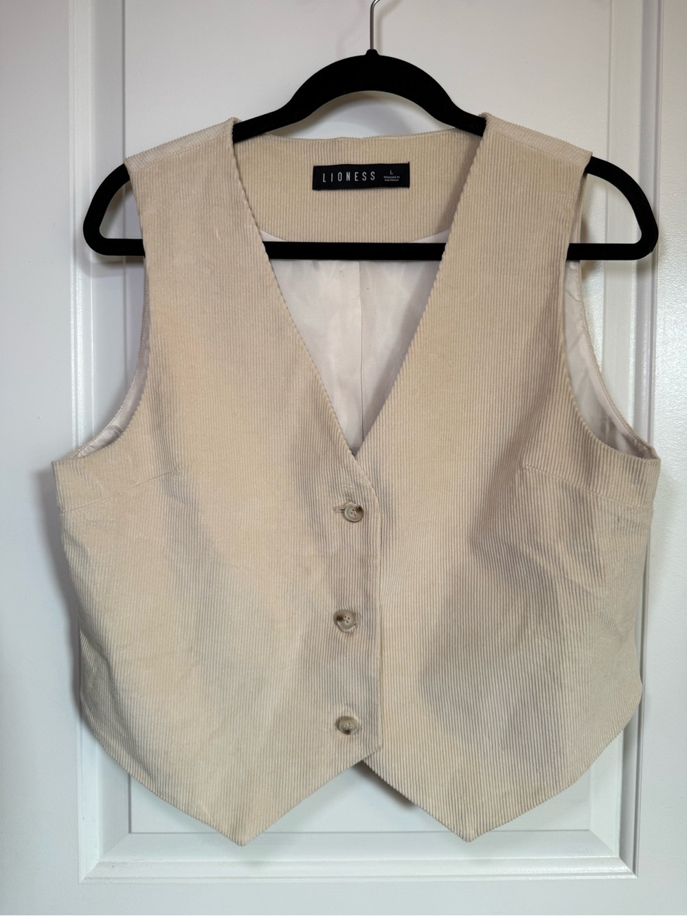Lioness 🦁 Cream Cotton Corduroy 90s V-Neck Button Vest
